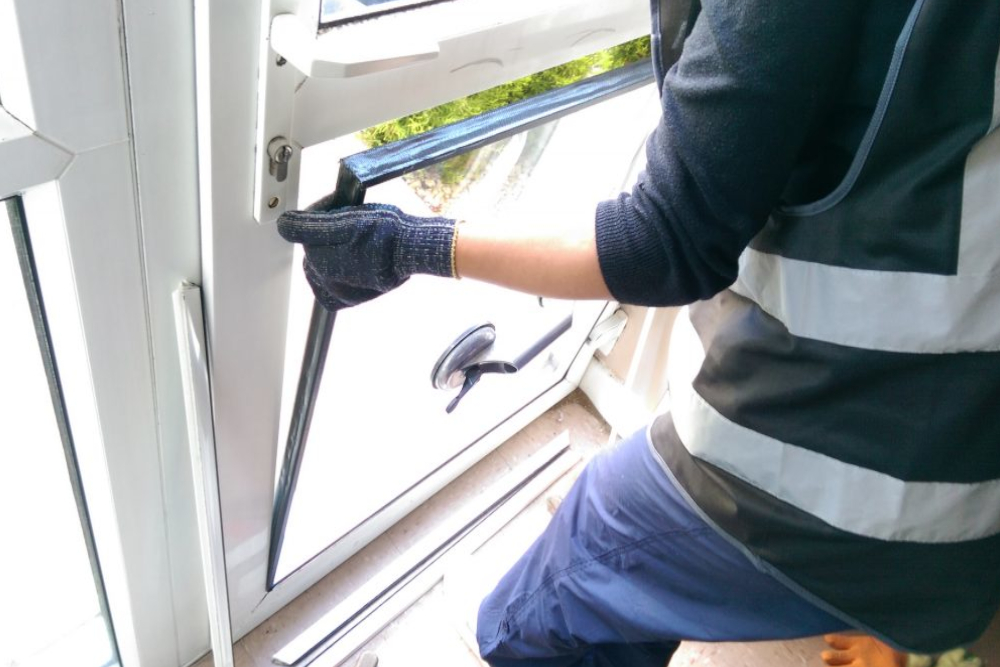 Double Glazing Repairs, Local Glazier in Potters Bar, Cuffley, Northaw, EN6